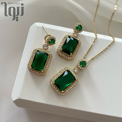 نیمست نگین سبز استیل